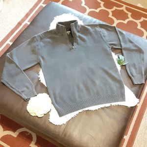Outdoor life Sweater